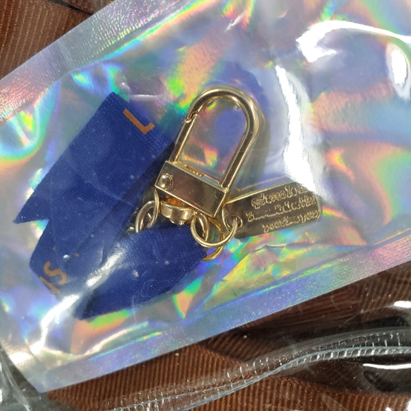 Louis Vuitton lock & key #309 full inclusion - Picture 7 of 12